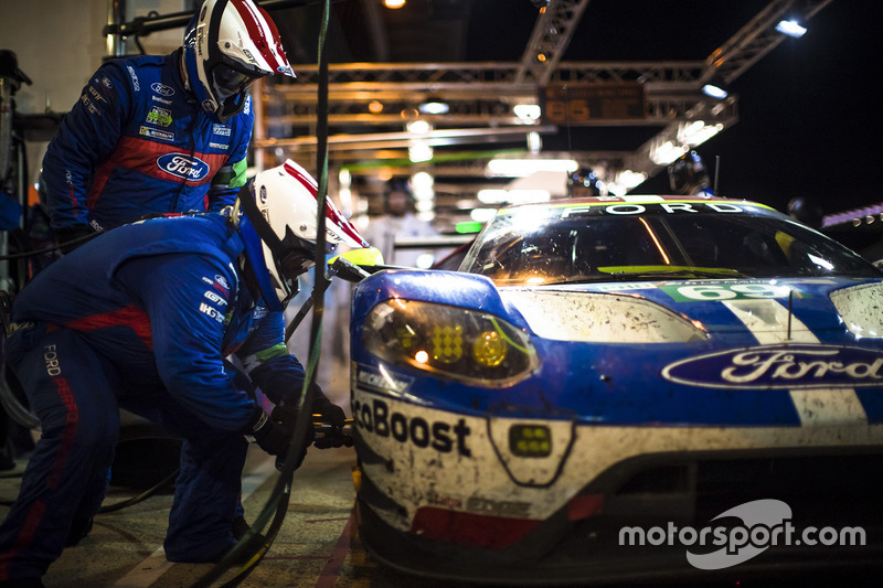 #69 Ford Chip Ganassi Racing Ford GT: Ryan Briscoe, Richard Westbrook, Scott Dixon