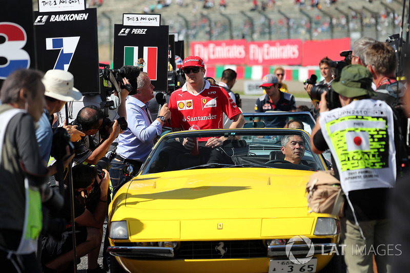 Kimi Raikkonen, Ferrari on the drivers parade