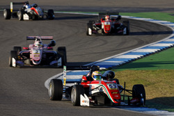 Каллум Илотт, Prema Powerteam, Dallara F317 – Mercedes-Benz
