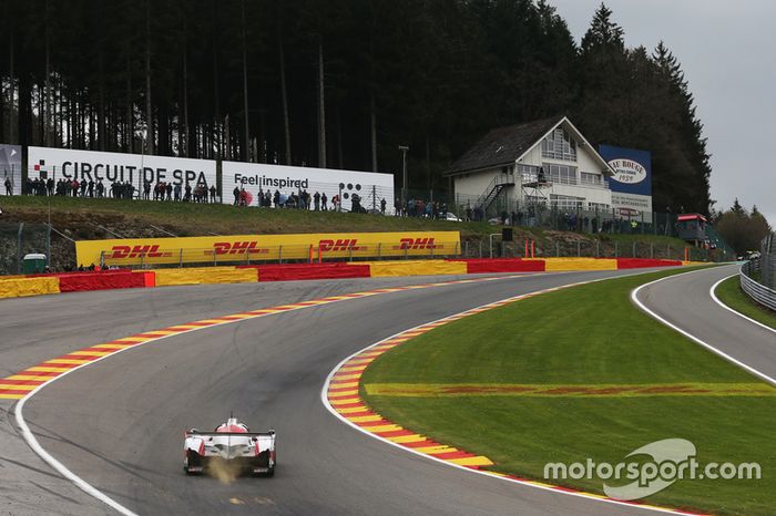 #8 Toyota Gazoo Racing Toyota TS050 Hybrid: Anthony Davidson, Sébastien Buemi, Kazuki Nakajima