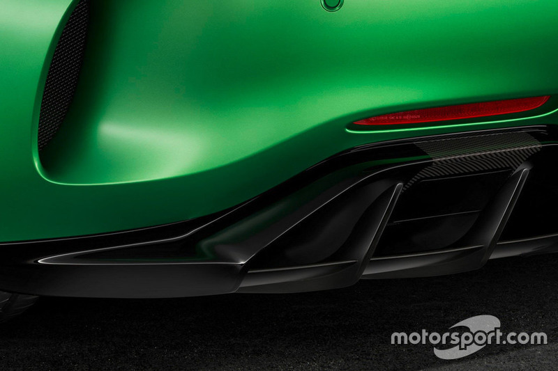 Mercedes-AMG GT R