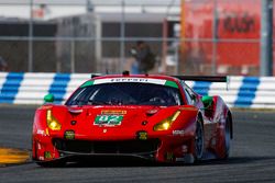 #82 Risi Competizione Ferrari 488 GT3, GTD: Ricardo Perez de Lara, Martin Fuentes, Santiago Creel, M