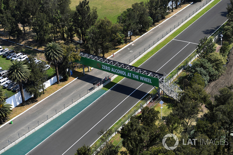 Vista desde el aire de la pista