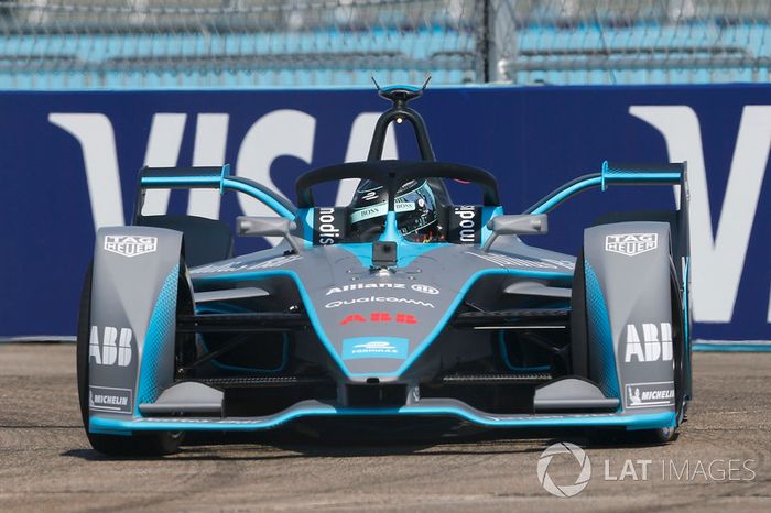 Nico Rosberg, campeón mundial de Fórmula 1, inversionista de Fórmula E, conduce el coche de la Fórmula E