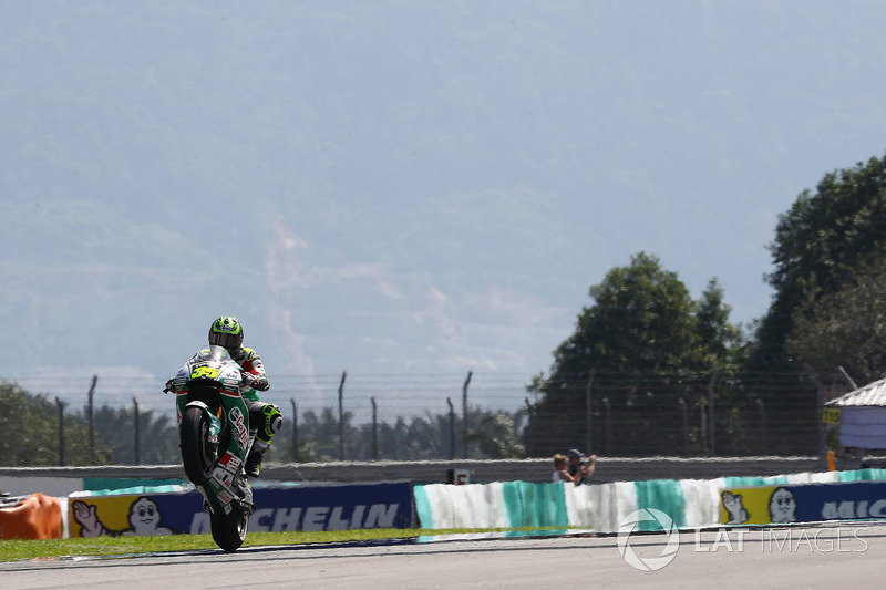 O tempo ajudou e o treino classificatório da MotoGP na Malásia não teve chuva, apesar do forte calor. As temperaturas chegaram a 46° na pista.