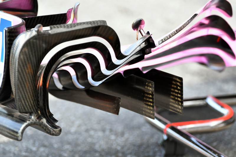 Detalle del alerón delantero del Force India VJM11