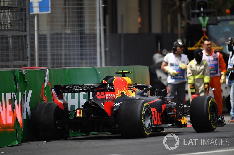 Max Verstappen, Red Bull Racing RB14 kaza
