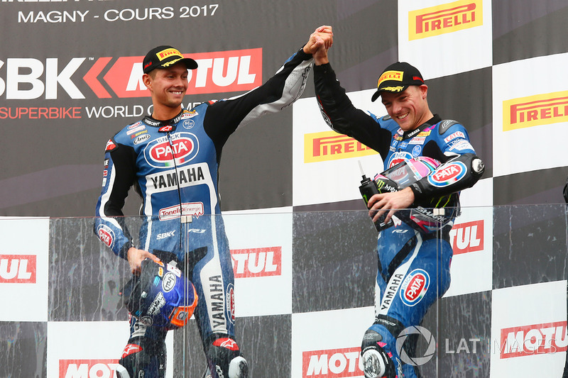 Podium: third place Michael van der Mark, Pata Yamaha, second place Alex Lowes, Pata Yamaha