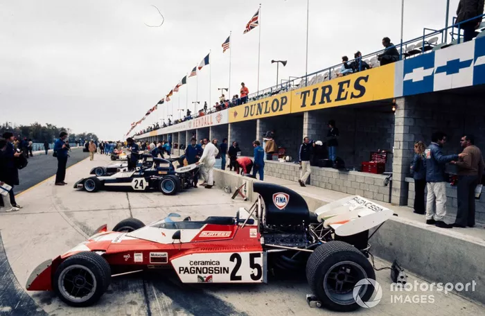 Andrea de Adamich and John Surtees, Surtees TS9B and Rob Walker