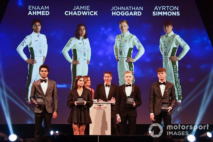 Los nominados a BRDC Racing Driver of the Year Enaam Ahmed, Jamie Chadwick, Jonathan Hoggard y Ayrton Simmons