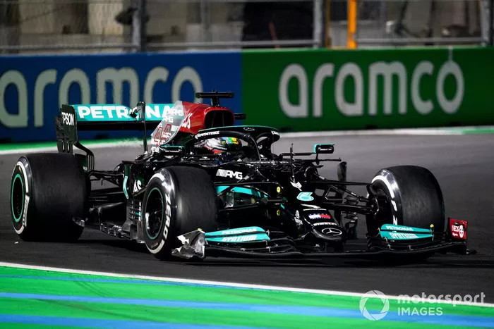Lewis Hamilton, Mercedes W12