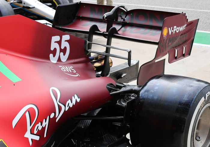 Detalle de la parte trasera del Ferrari SF21