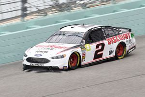 Brad Keselowski, Team Penske, Ford Fusion Discount Tire