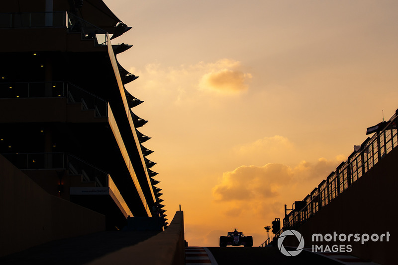 Pruebas en Abu Dhabi