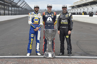 Chase Elliott, Hendrick Motorsports, Chevrolet Camaro NAPA Auto Parts Jimmie Johnson, Hendrick Motorsports, Chevrolet Camaro Lowe's for Pros Alex Bowman, Hendrick Motorsports, Chevrolet Camaro Axalta