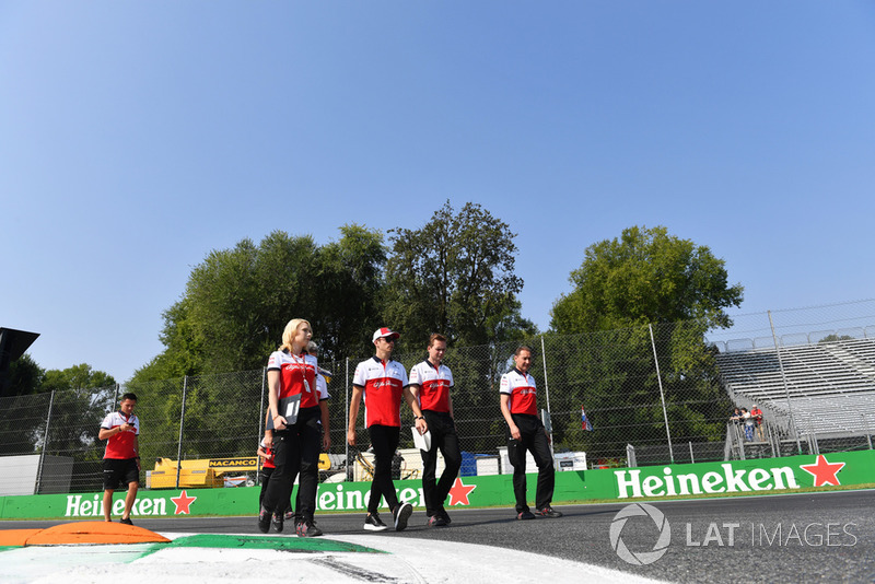 Charles Leclerc, Sauber walks the track