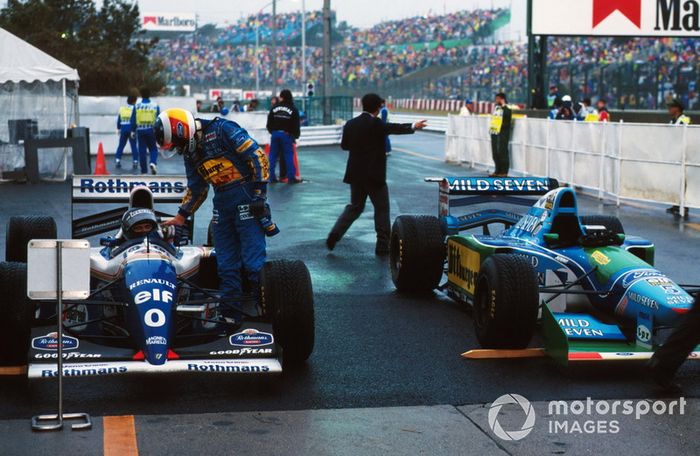 Michael Schumacher, Benetton felicita a Damon Hill, Williams