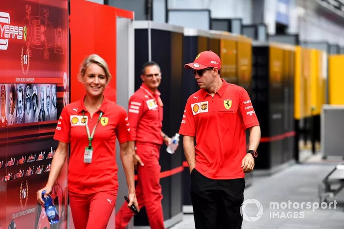 Sebastian Vettel, Ferrari nel paddock