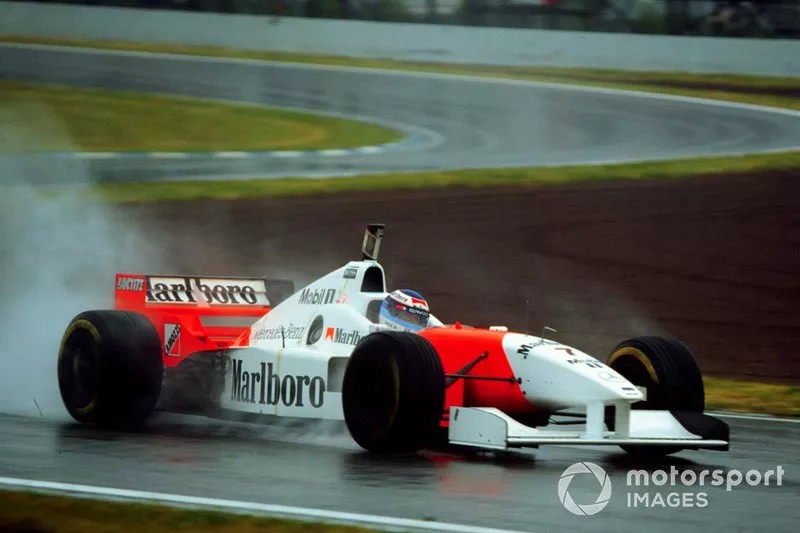 F1を象徴する“赤白”カラー。20年以上続いたマールボロ・マクラーレン