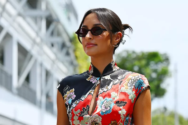 Alexandra Saint Mleux arrive au paddock 