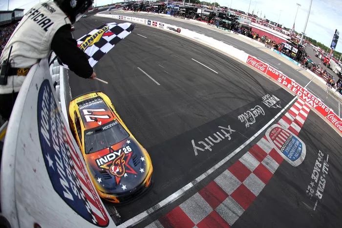 Carson Hocevar, Spire Motorsports Chevrolet