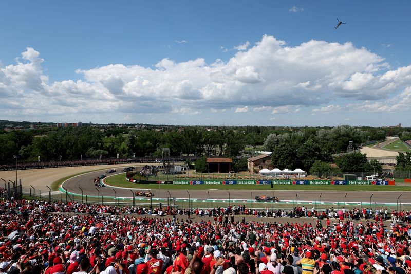 Max Verstappen, Red Bull Racing, Oscar Piastri, McLaren