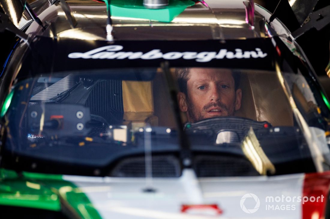 #63 Automobili Lamborghini Squadra Corse Lamborghini SC63: Romain Grosjean