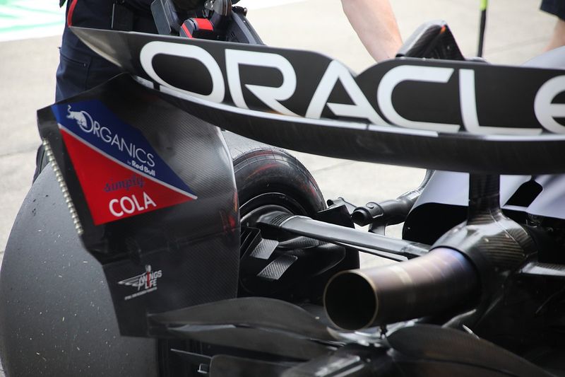 Red Bull Racing RB20 detalles técnicos