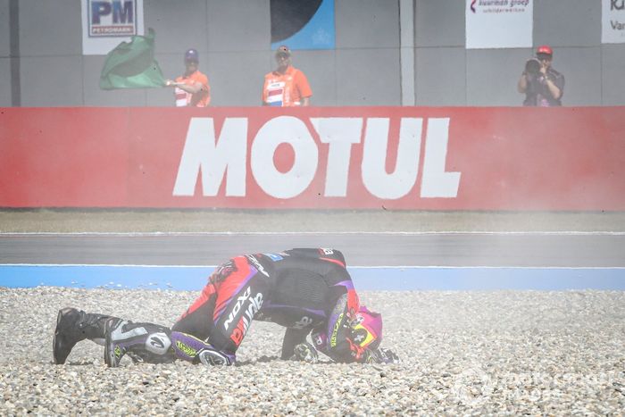 Caída de Aleix Espargaró, Aprilia Racing Team