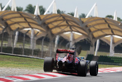 Daniil Kvyat, Scuderia Toro Rosso STR11