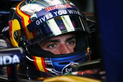 Carlos Sainz Jr., Scuderia Toro Rosso STR11