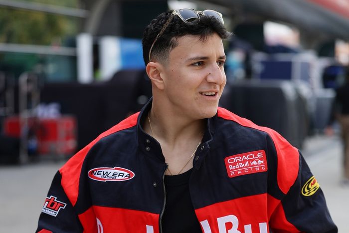 Isack Hadjar, Red Bull Racing