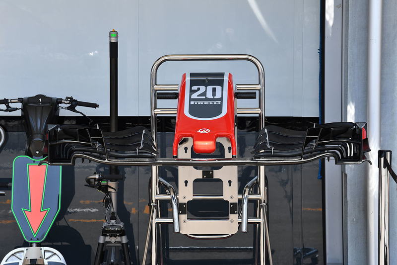 Haas F1 Team VF-18