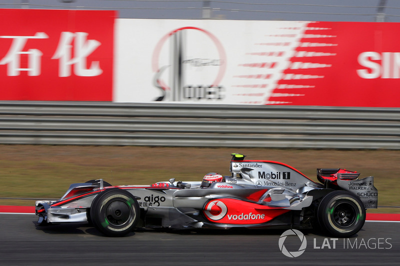 2008. McLaren MP4-23 Mercedes