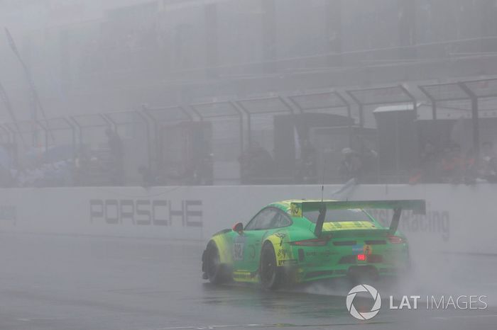 Ganadores #912 Manthey Racing Porsche 911 GT3 R: Richard Lietz, Patrick Pilet, Frédéric Makowiecki, Nick Tandy