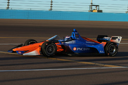 Scott Dixon, Chip Ganassi Racing Honda tests the aeroscreen
