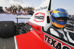 Rudy van Buren in de McLaren M23