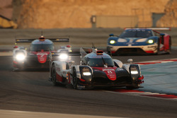 Автомобиль №8 команды Toyota Gazoo Racing, Toyota TS050 Hybrid: Энтони Дэвидсон, Себастьен Буэми, Казуки Накаджима