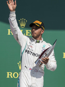 Podio: segundo lugar Lewis Hamilton, Mercedes-AMG F1