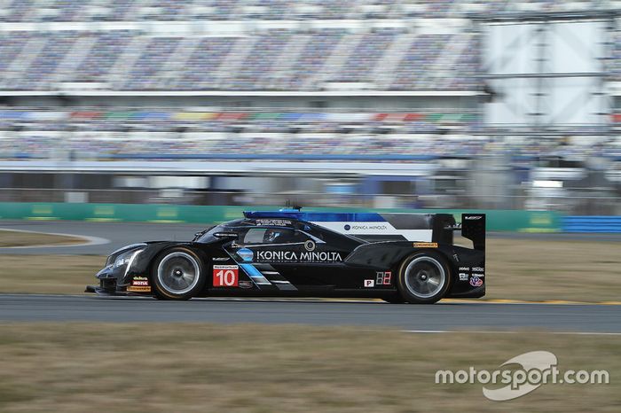 #10 Wayne Taylor Racing Cadillac DPi, P: Renger van der Zande, Jordan Taylor, Ryan Hunter-Reay