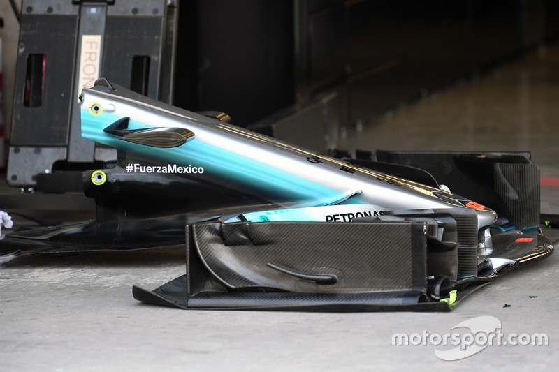 Mercedes F1 W08: Nase und Frontflügel