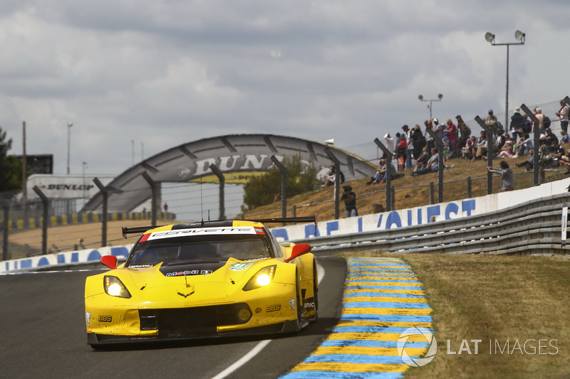 #63 Corvette Racing Corvette C7.R: Jan Magnussen, Antonio Garcia, Jordan Taylor