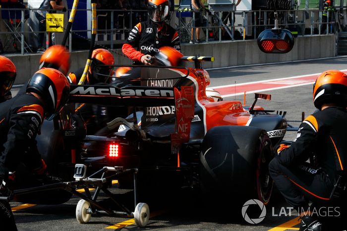 Stoffel Vandoorne, McLaren MCL33