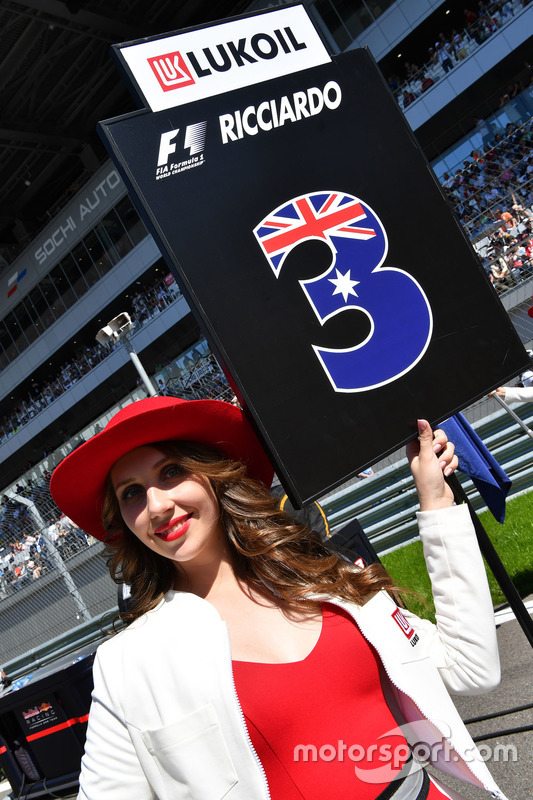 Grid girl