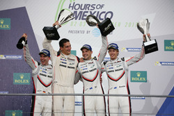 Podium: Winner #2 Porsche Team Porsche 919 Hybrid: Timo Bernhard, Earl Bamber, Brendon Hartley