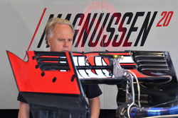 Gene Haas, Founder and Chairman, Haas F1 Team looks at Haas VF-17 rear wing