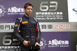Podium: Race winner António Felix da Costa, Carlin Dallara Volkswagen