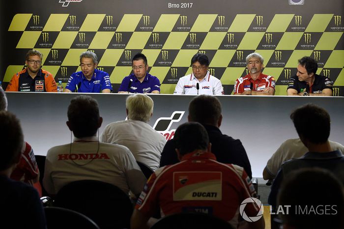 Sebastian Risse, Red Bull KTM Factory Racing, Shinichi Sahara, Team Suzuki MotoGP líder de proyecto, Kouji Tsuya, Yamaha Factory Racing, Gigi Dall'Igna, Ducati Team Director General, Romano Albesiano, Aprilia Racing Team Gresini