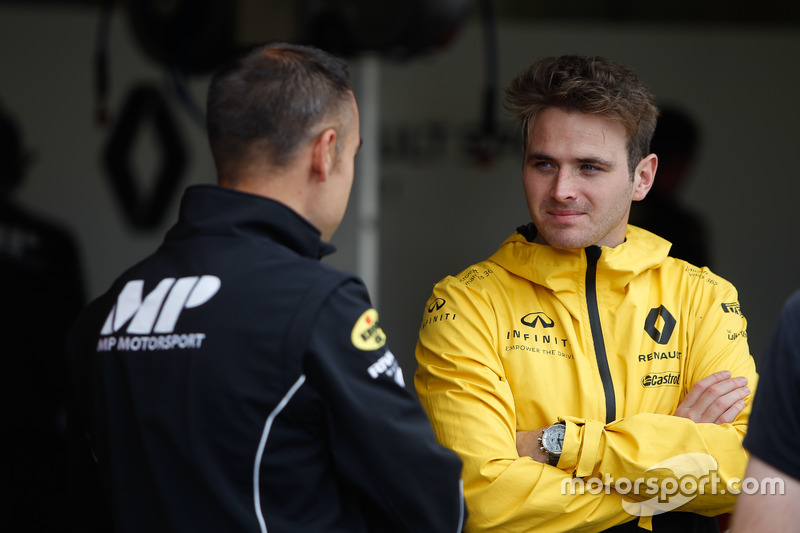 Оливер Роуленд, Renault