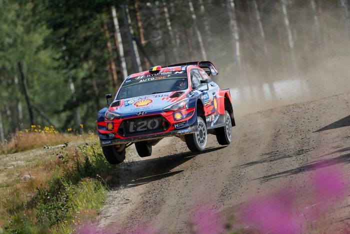 Thierry Neuville, Nicolas Gilsoul, Hyundai Motorsport Hyundai i20 Coupe WRC